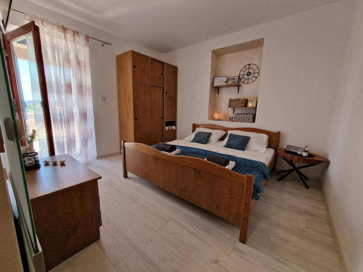 Apartments By The Sea Kampor, Rab - 5037 Exterior foto