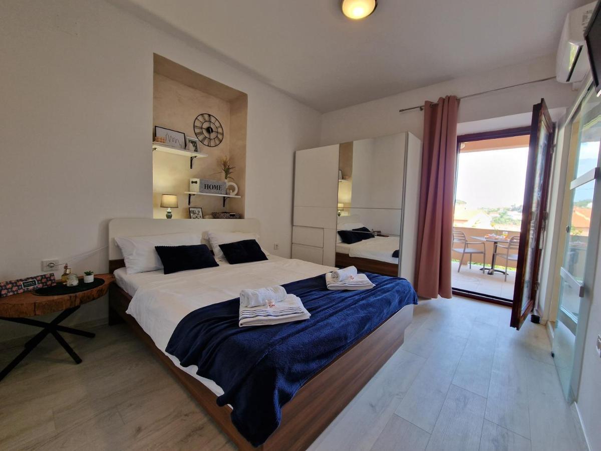 Apartments By The Sea Kampor, Rab - 5037 Exterior foto